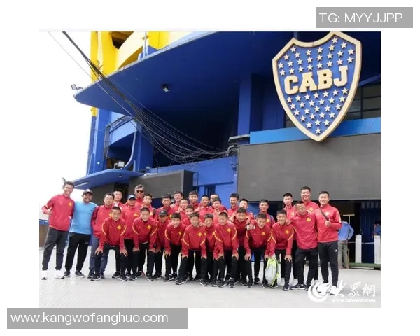 足球明星齐聚大连 探索城市魅力与足球未来的无限可能 足球明星齐聚大连 探索城市魅力与足球未来的无限可能